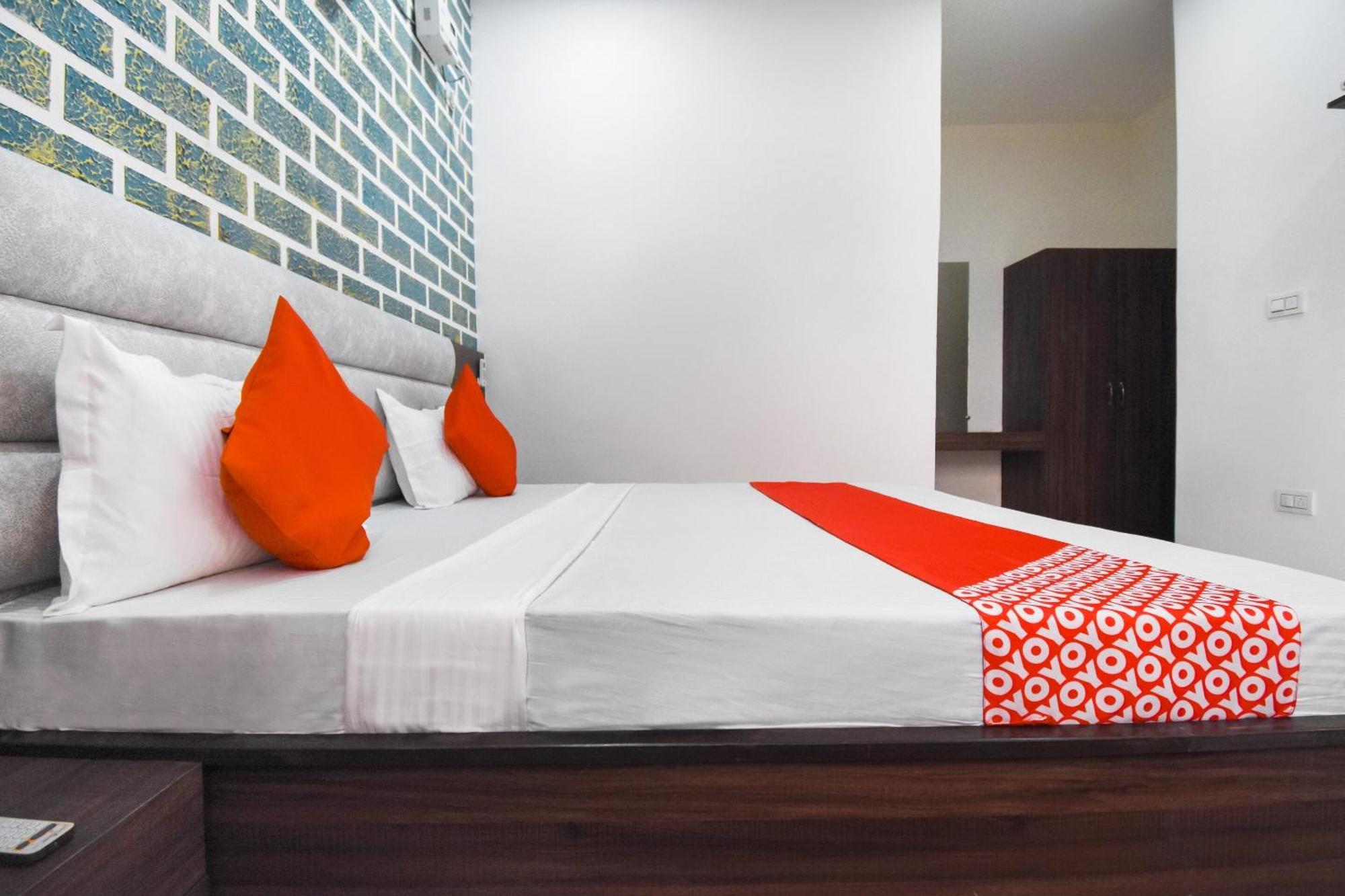 Hotel O Chandigarh Inn ภายนอก รูปภาพ